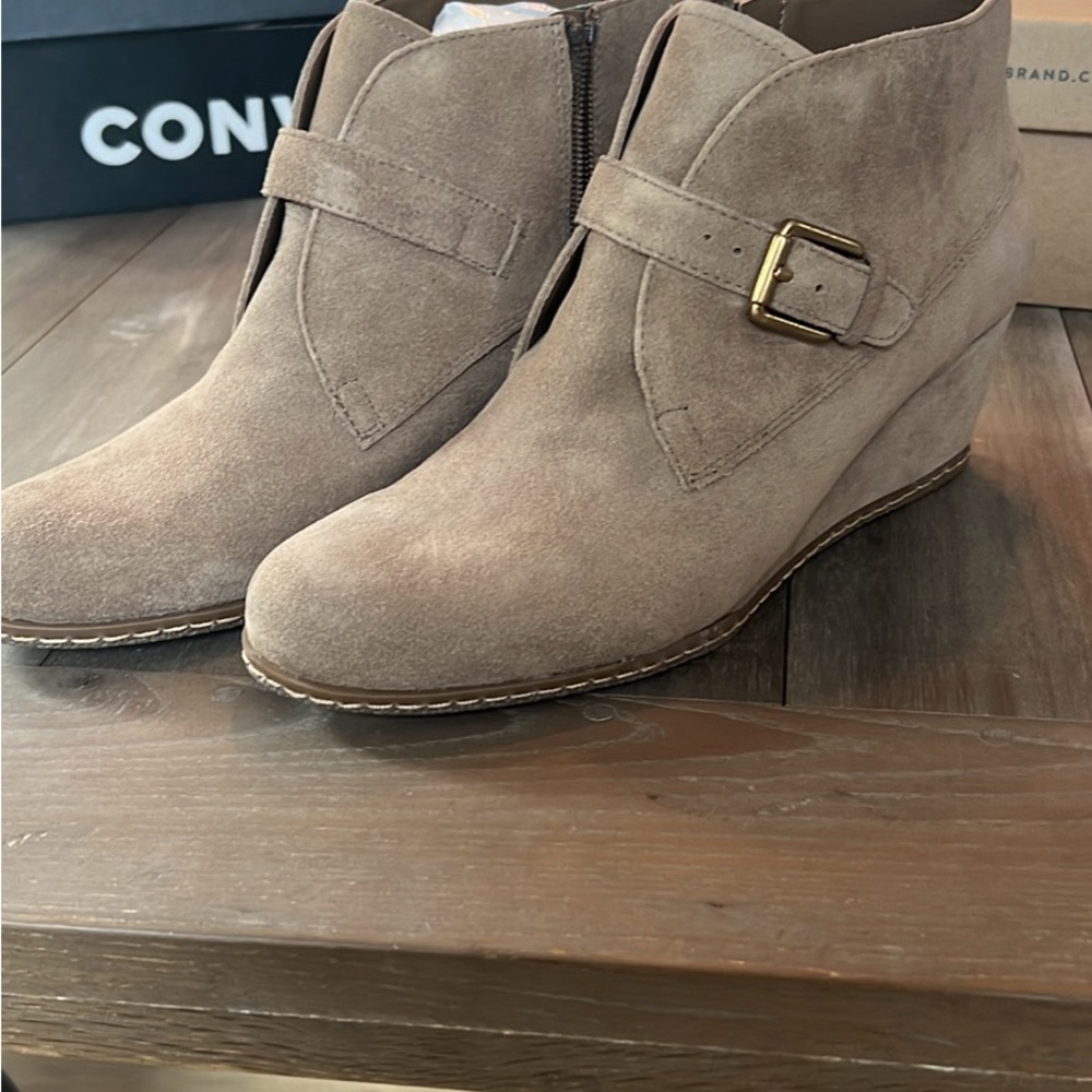 Franco Sarto Amerosa Tan Wedge Boot